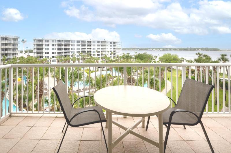 Destin West Sandpiper Bld 501 Bay side Condo - image 8