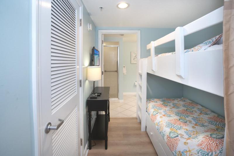 Destin West Sandpiper Bld 501 Bay side Condo - image 32
