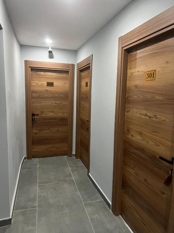 Standard Twin Room image 3