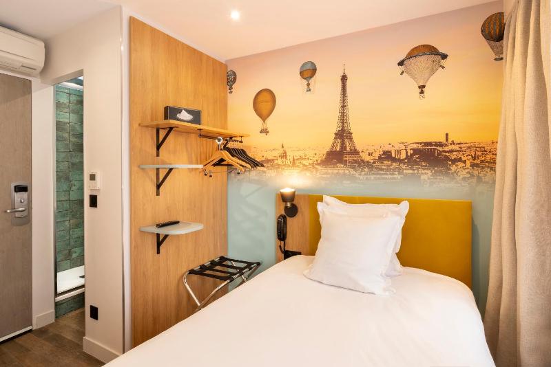 Standard Single Room image 2