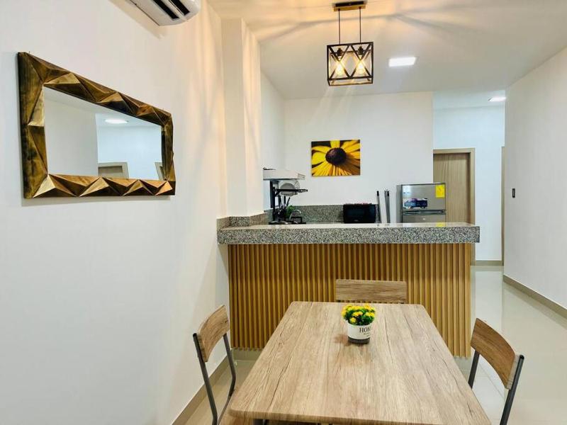 Departamento 2 Habitaciones con Balcón a 10min Consulado Americano - image 9