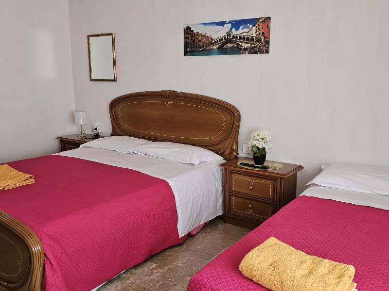 Venice Dream - image 10