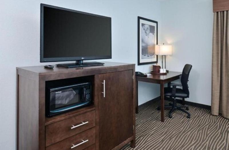 King Room - Mobility Access/Non-Smoking image 1