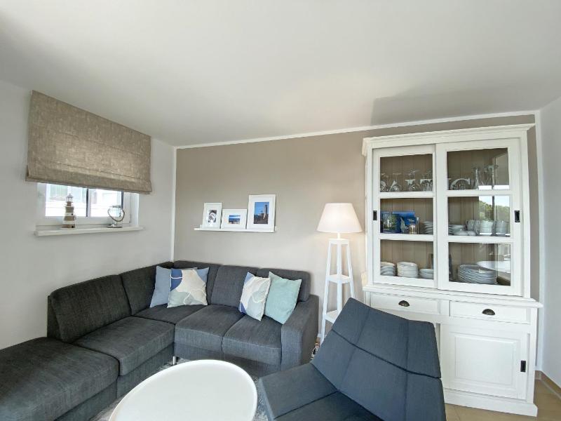 Villa Annika Whg 12 Penthouse Baltica mit Balkon - image 8