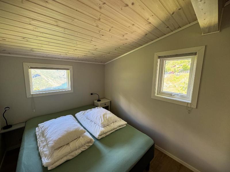 Two-Bedroom Bungalow image 2