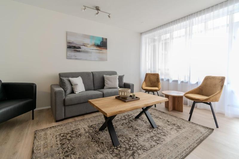 Frakkastígur Apartment by Heimaleiga - image 13