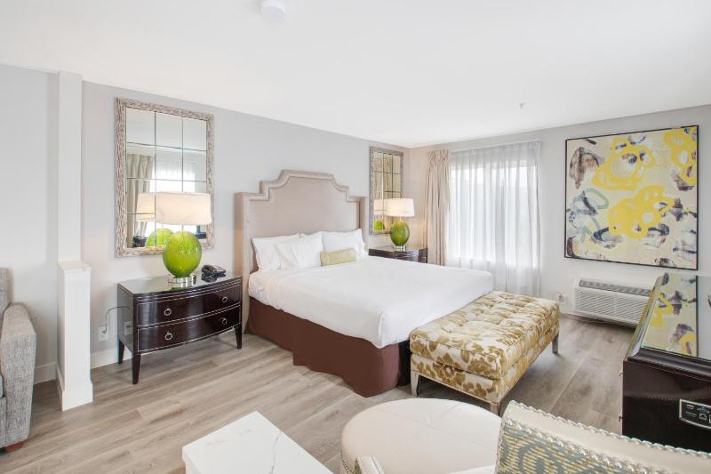 Queen Studio - Disability Access image 1