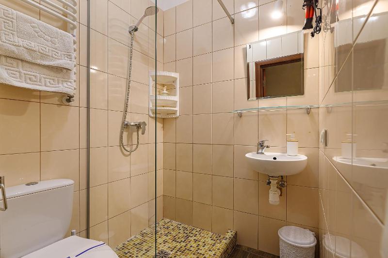 Superior King Room image 2