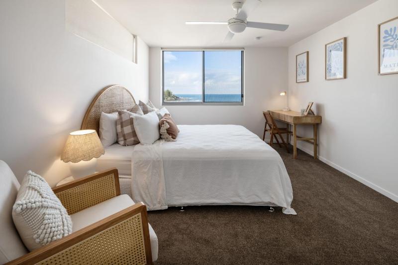 Azure Oceanside Apartment at Kings Beach - image 13