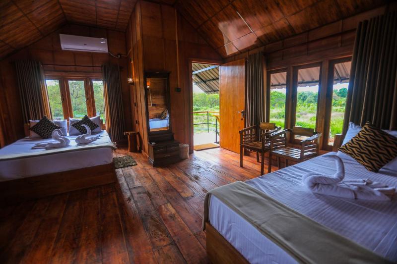 Lion Wood Treehouse - image 10