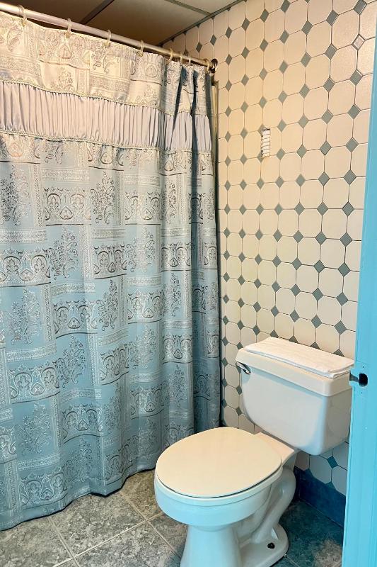 Deluxe Queen Room with Two Queen Beds image 2
