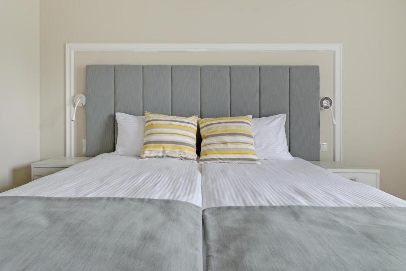 Standard Double Room image 3