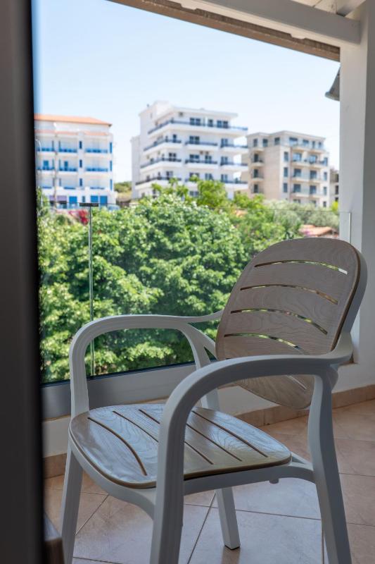 Double Room with Mountain View image 4