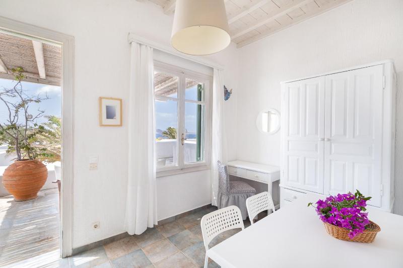 Fos Apartments Mykonos - image 3