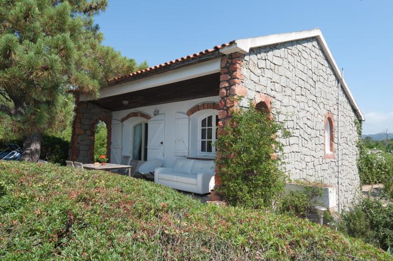 Two-Bedroom Villa - Beach Front image 2