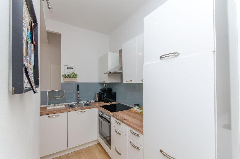 Apartment and Room Columbo - image 5