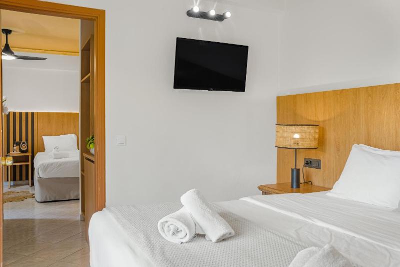 1-Bedroom Apartment image 4