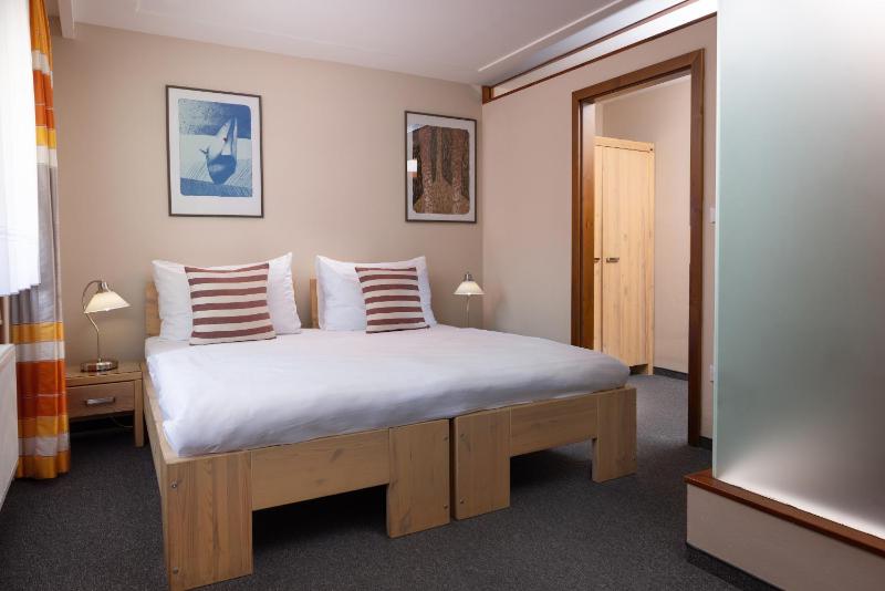 Standard Double Room image 1