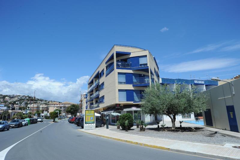 Dos Bahías Orangecosta - image 3