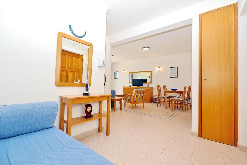 Quinta dos Pinheiros Apartments - image 13