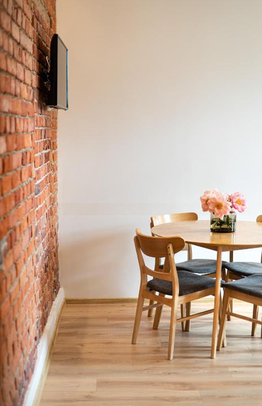 Red Brick Apartments - image 43
