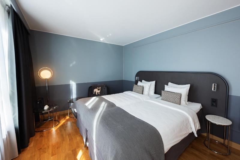 Superior Room with Garden View image 1