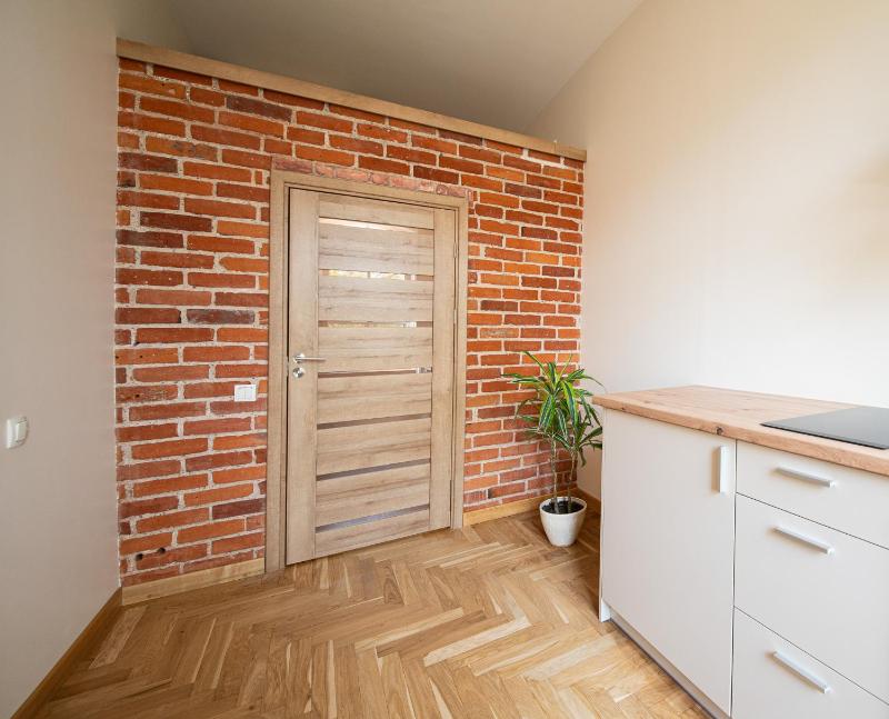 Red Brick Apartments - image 14