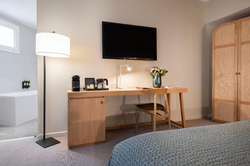 Junior Suite image 3