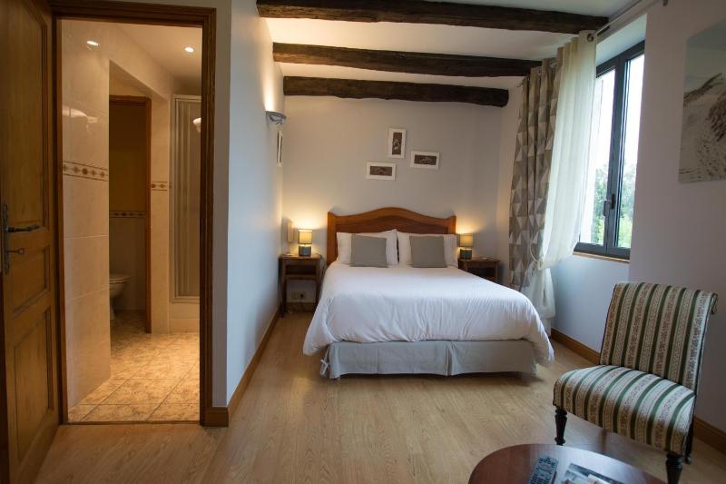 Standard Double Room image 1