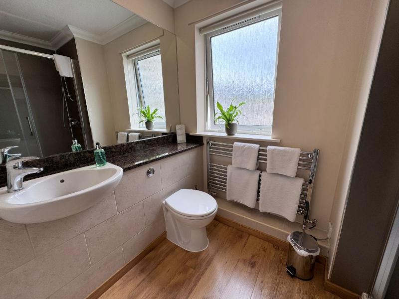 Junior Suite image 2