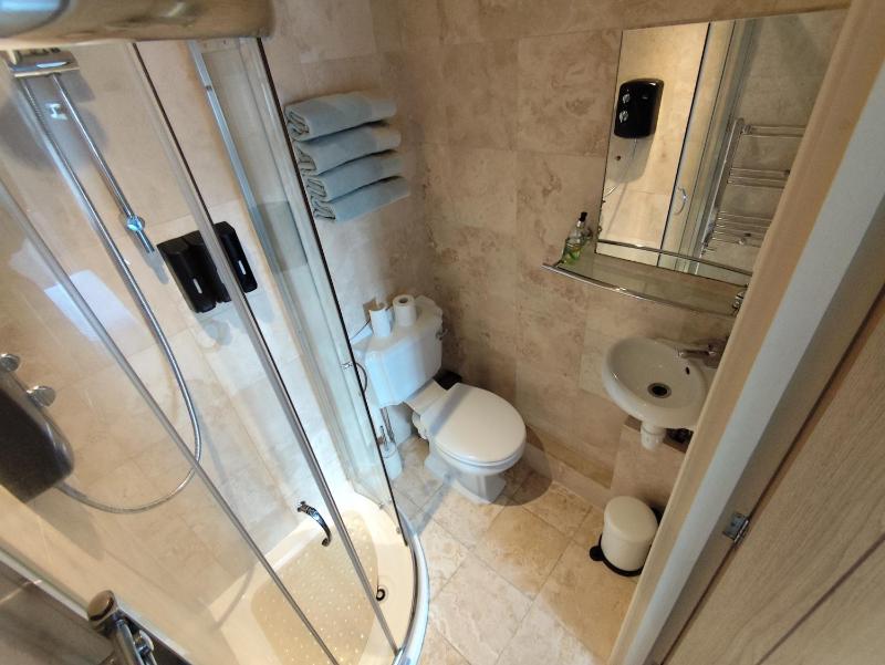 Richmond Lane Guest House - AA Accredited - image 15