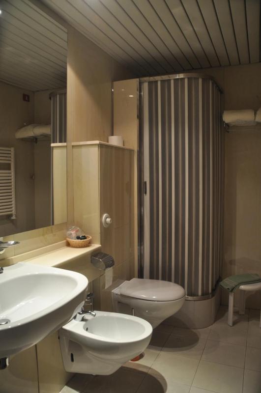 Triple Room image 3
