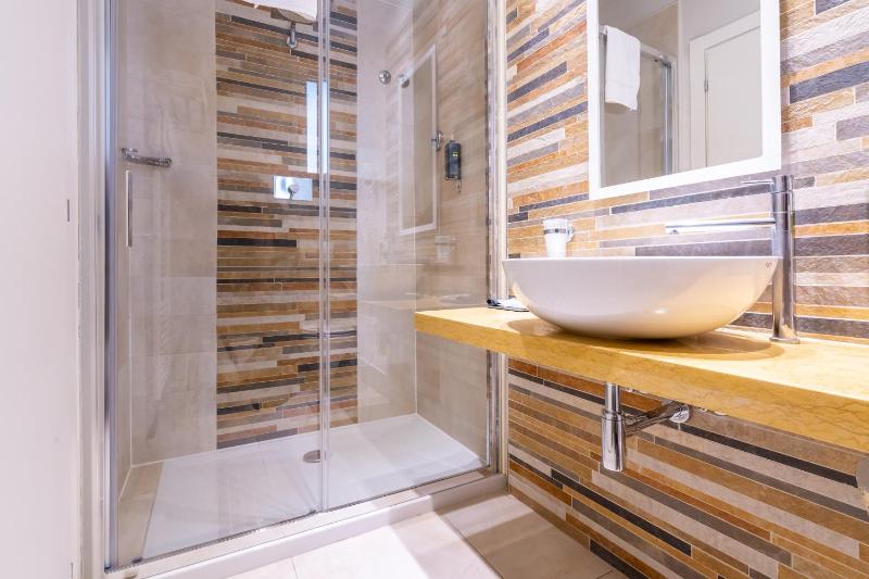 Junior Suite image 4