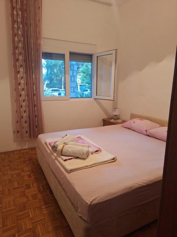 One-Bedroom Apartment with Sea View and Terrace image 4