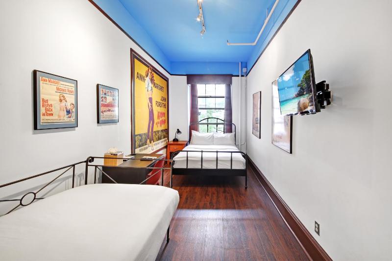 One-Bedroom Suite image 1