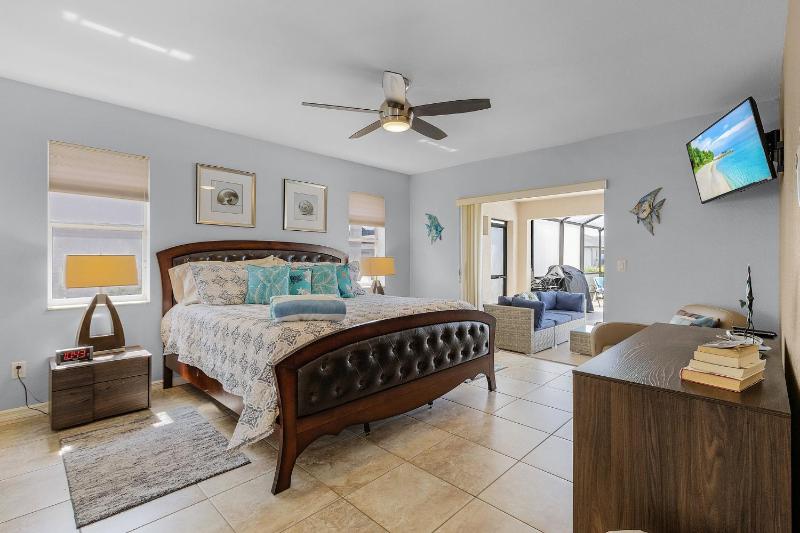 Key Largo SW Cape - waterfront private home locally owned & managed fair & honest pricing - image 4