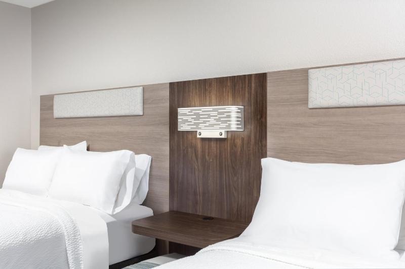 Specialty Room image 2