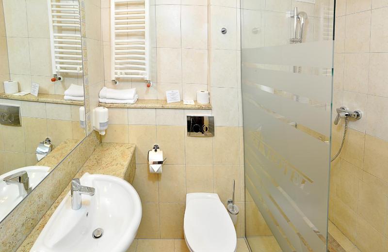 Single Room image 2