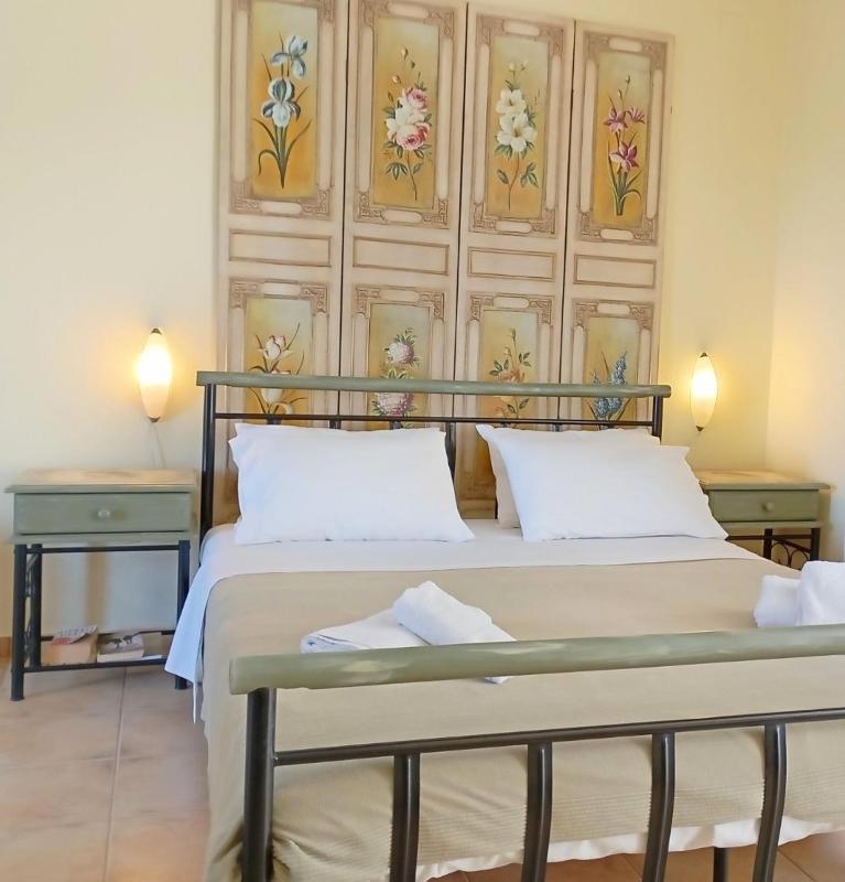 Studio with Sea View image 1