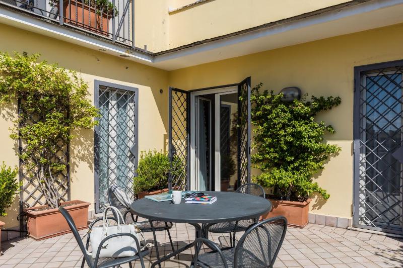 Apartment with Balcony image 4