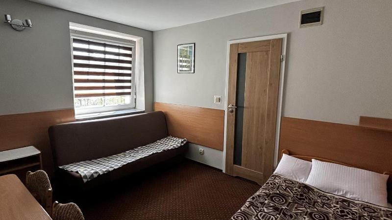 Double Room with Private Bathroom image 1