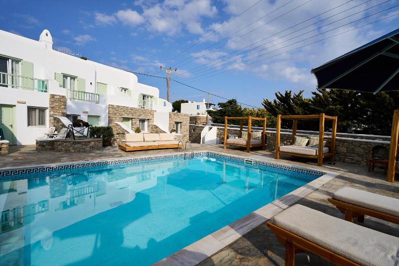 Bellissimo Resort - image 9