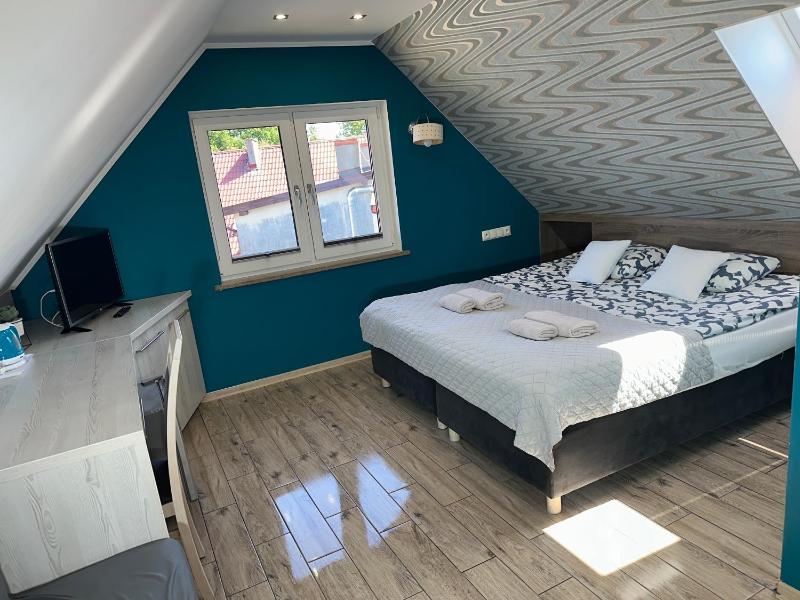 Double or Twin Room Attic image 4