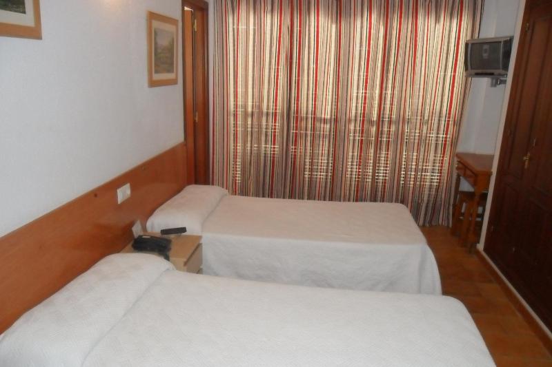 Hostal Villa - image 20