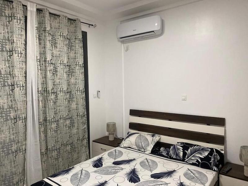 Appartement F2 et F3 au Point E - image 9