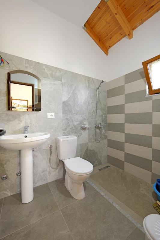 Brahimi Guest House - image 15