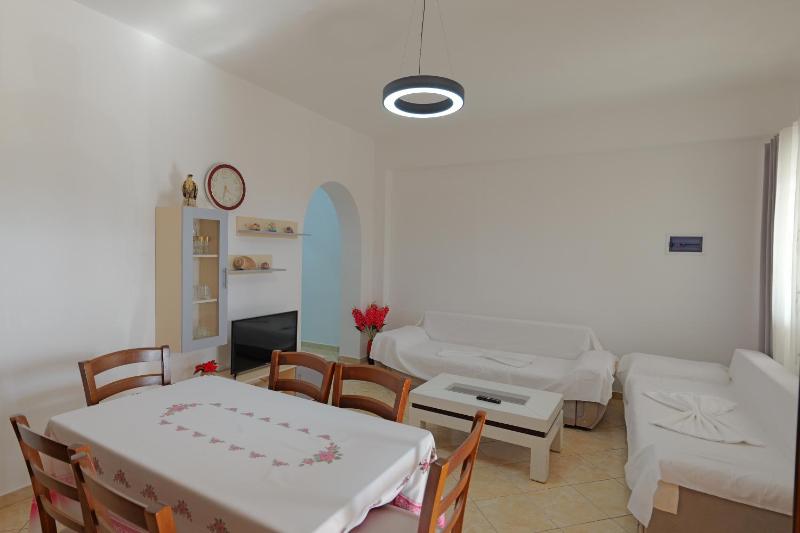 Brahimi Guest House - image 10