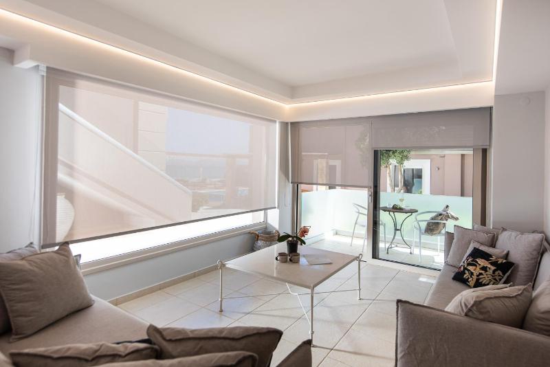 One-Bedroom Apartment image 1