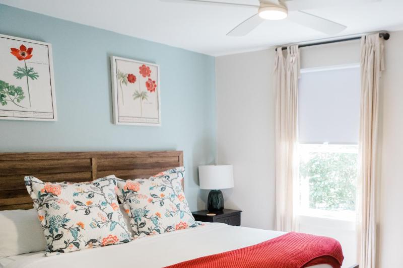 King Room image 2