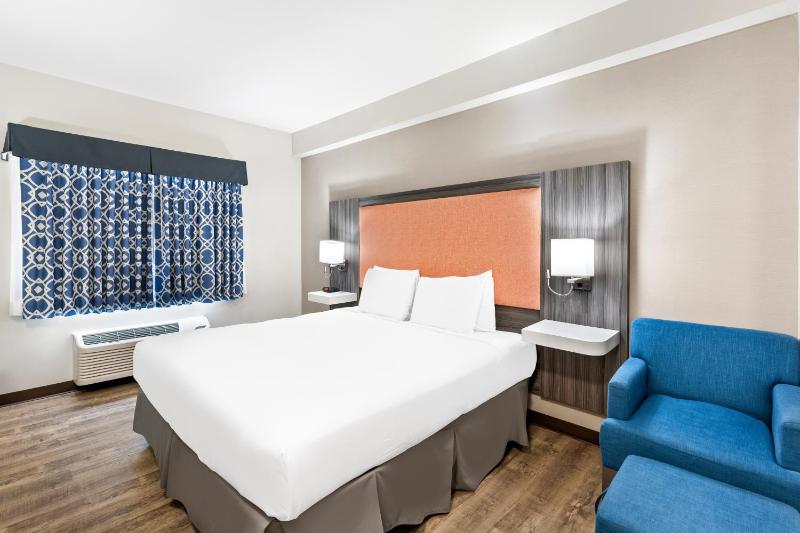 King Room - Non-Smoking image 2
